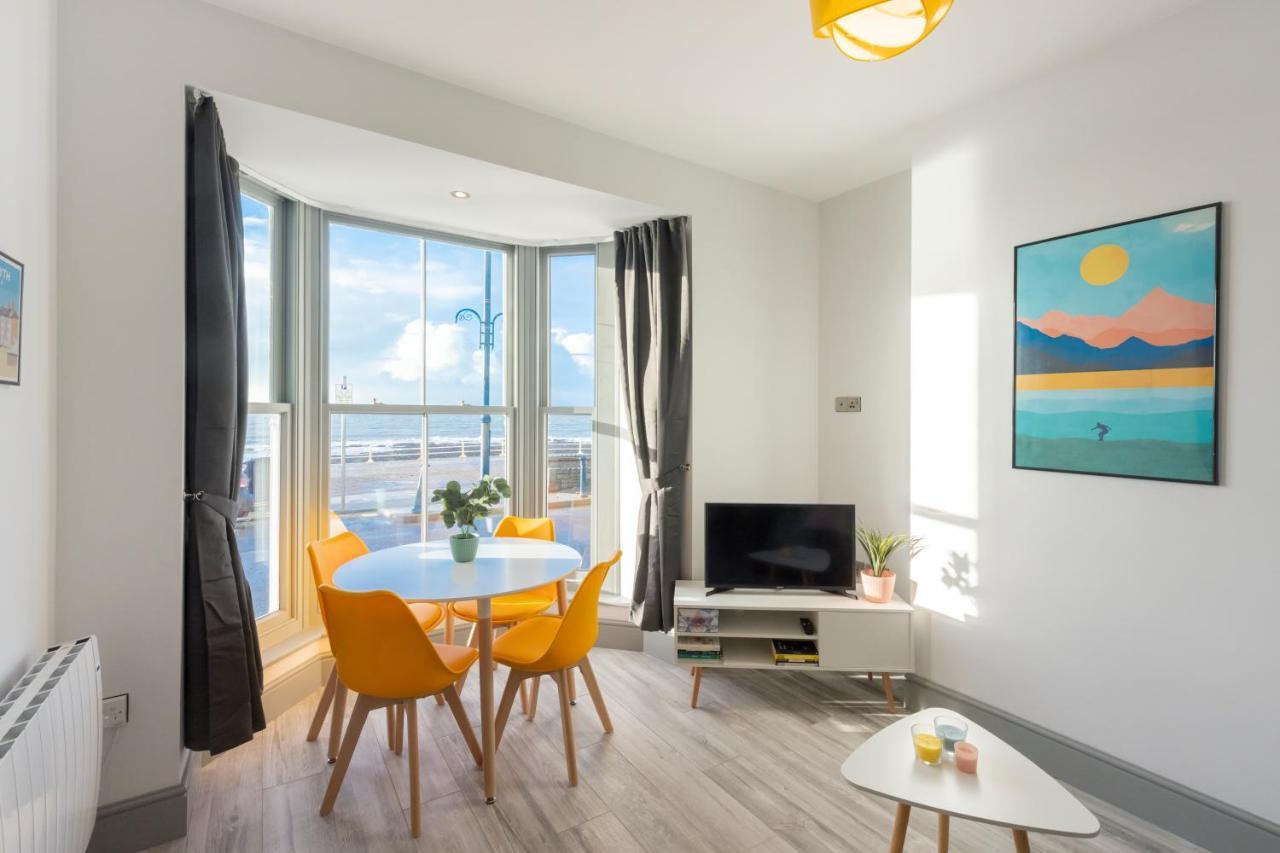 New Central Seafront Apartment- Stunning Sea Views Aberystwyth Exterior photo
